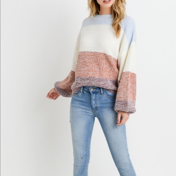 🌟SALE🌟Balloon Sleeve Sweater - Picture 2 of 6